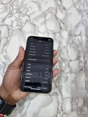 Apple iPhone XR 64 GB Black