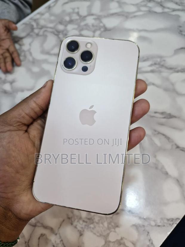 Apple iPhone 12 Pro Max 128 GB Gold - main view