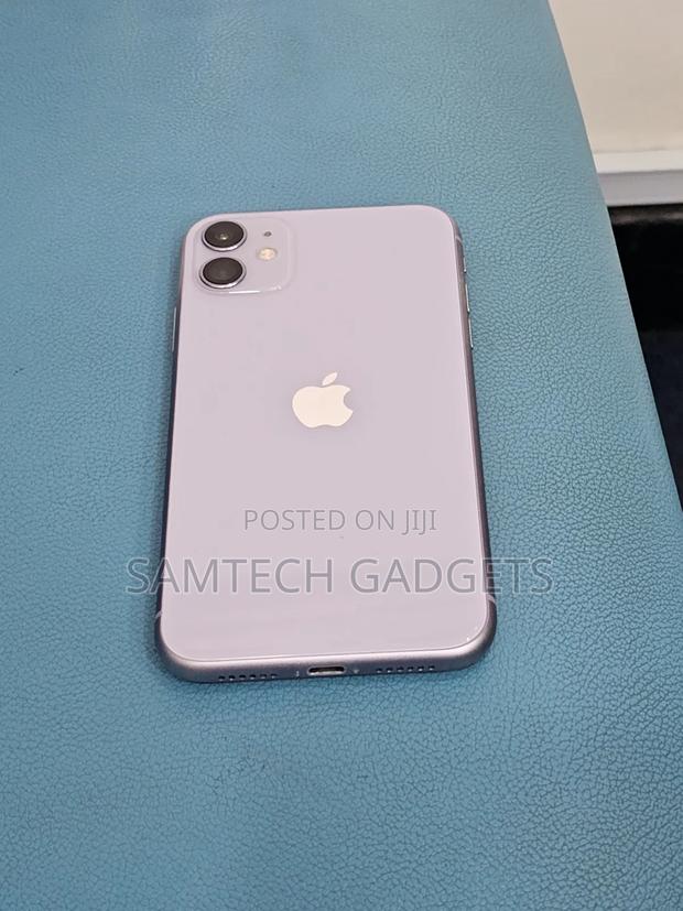 Apple iPhone 11 128 GB Purple - main view