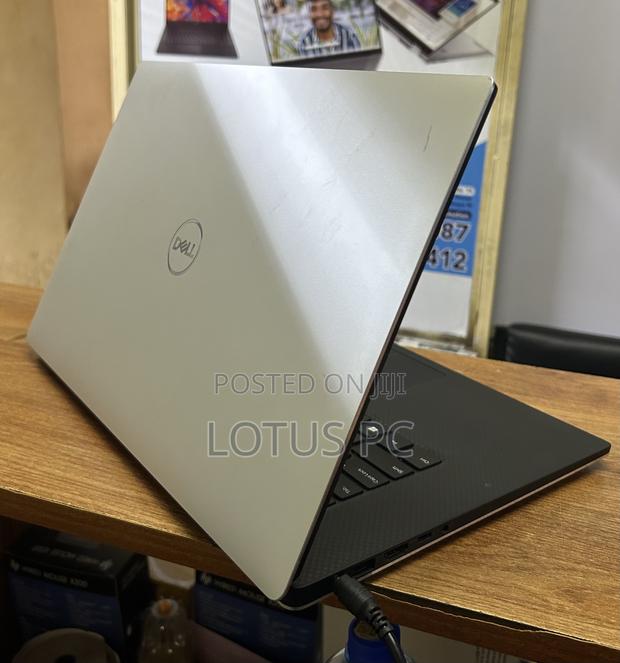 Laptop Dell Precision 15 5540 32GB Intel Core I9 SSD 512GB - thumbnail 5