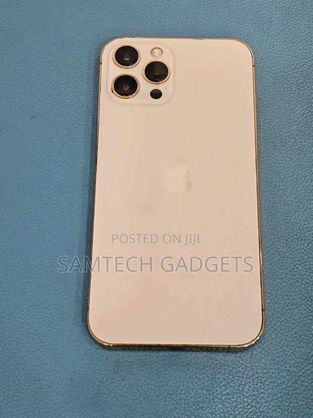 Apple iPhone 12 Pro Max 128 GB Gold - main view