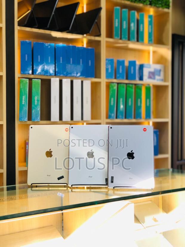 Apple iPad Air 128 GB Silver - thumbnail 3