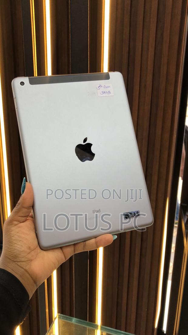 Apple iPad 9.7 128 GB Gray - thumbnail 4