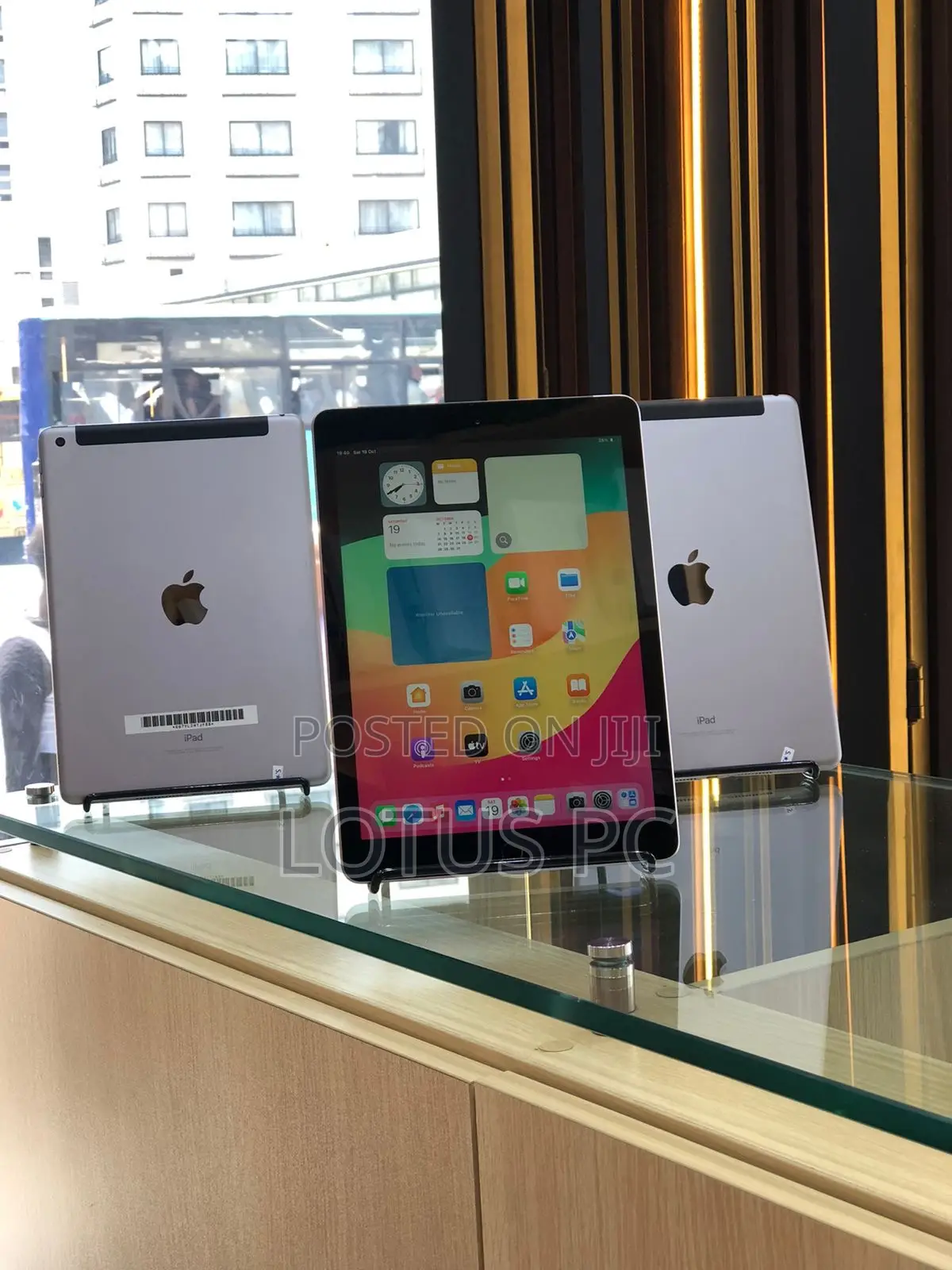 Apple iPad 9.7 128 GB Silver