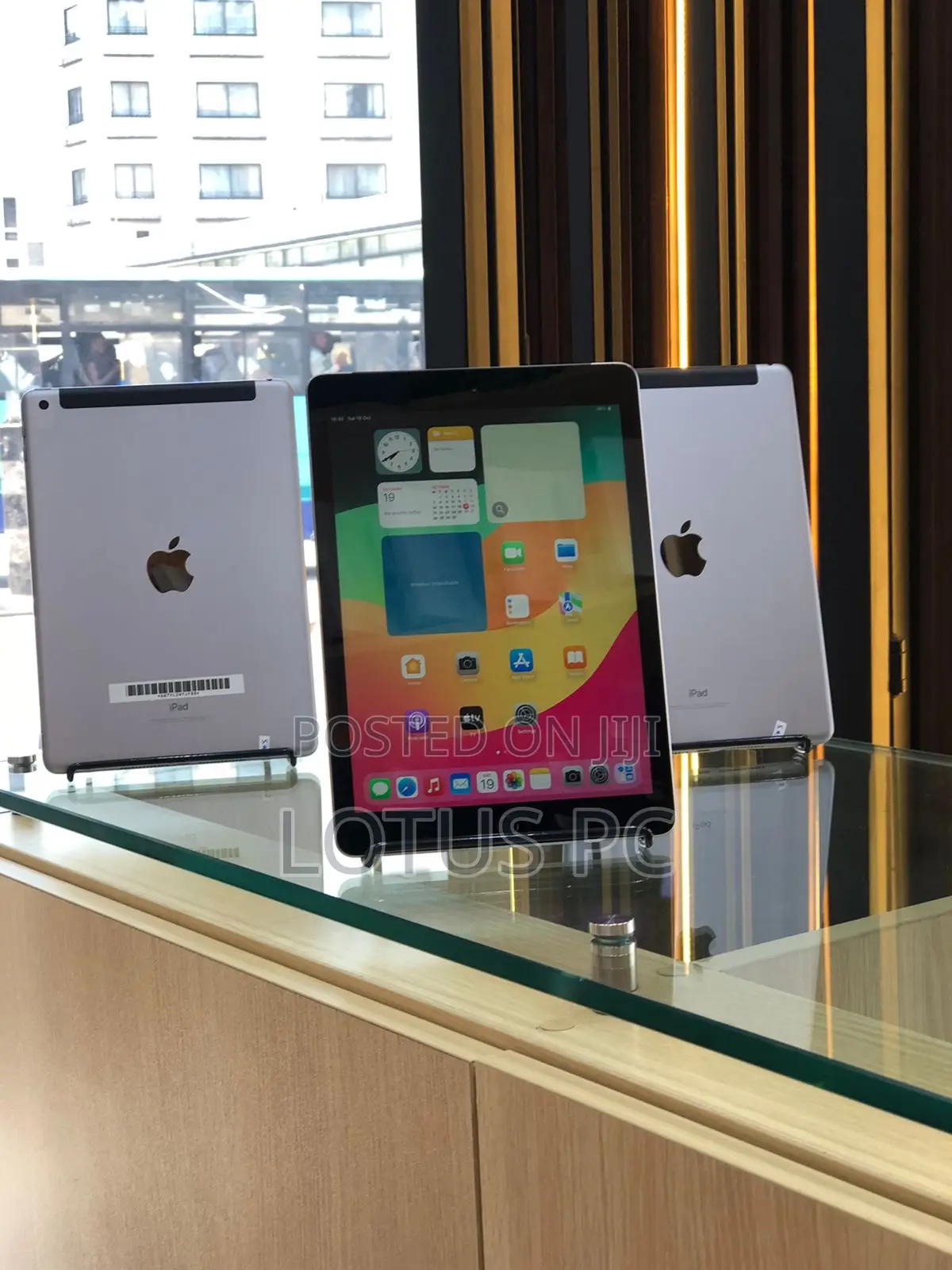 Apple iPad 9.7 128 GB Silver
