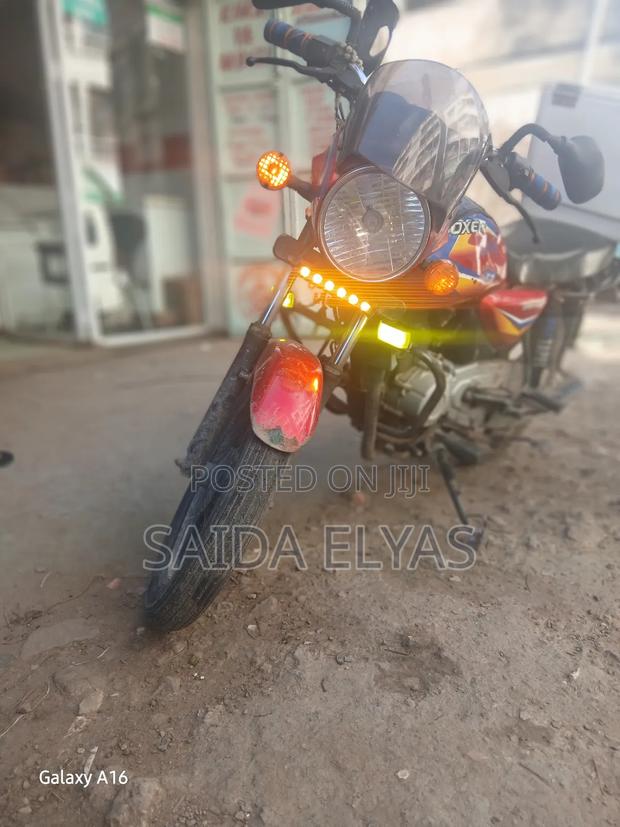 Bajaj Avenger 150 Street 2020 Red - main view