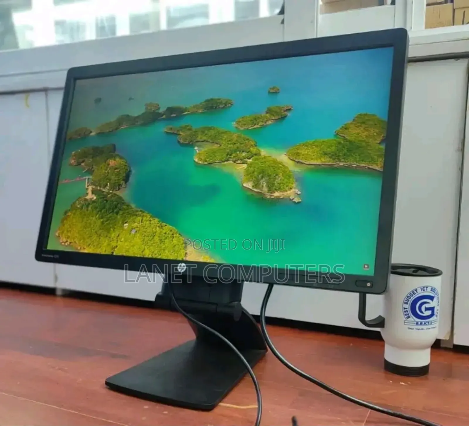 Monitors Available 22inches X Uk