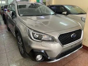 Subaru Outback 2.5i Premium AWD 2019 Gold