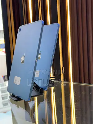 Apple iPad Pro 11 (2024) 128 GB Blue