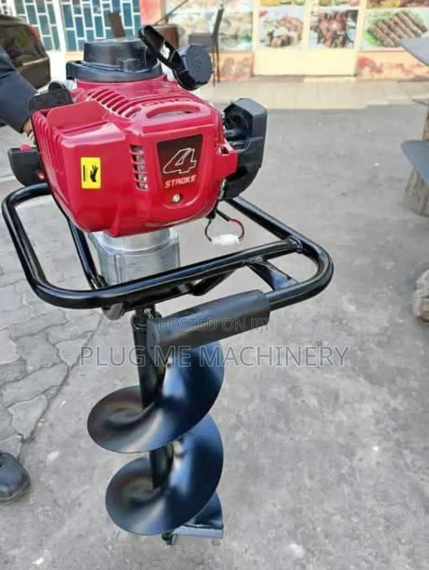 Commercial Earth Auger/Powerful Machine