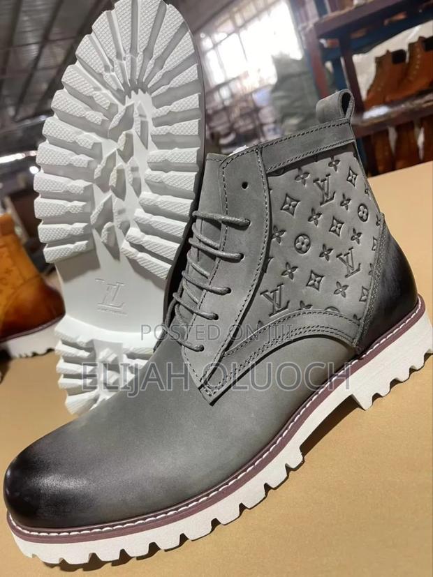 Louis Vuitton Official Leather Boots - thumbnail 3