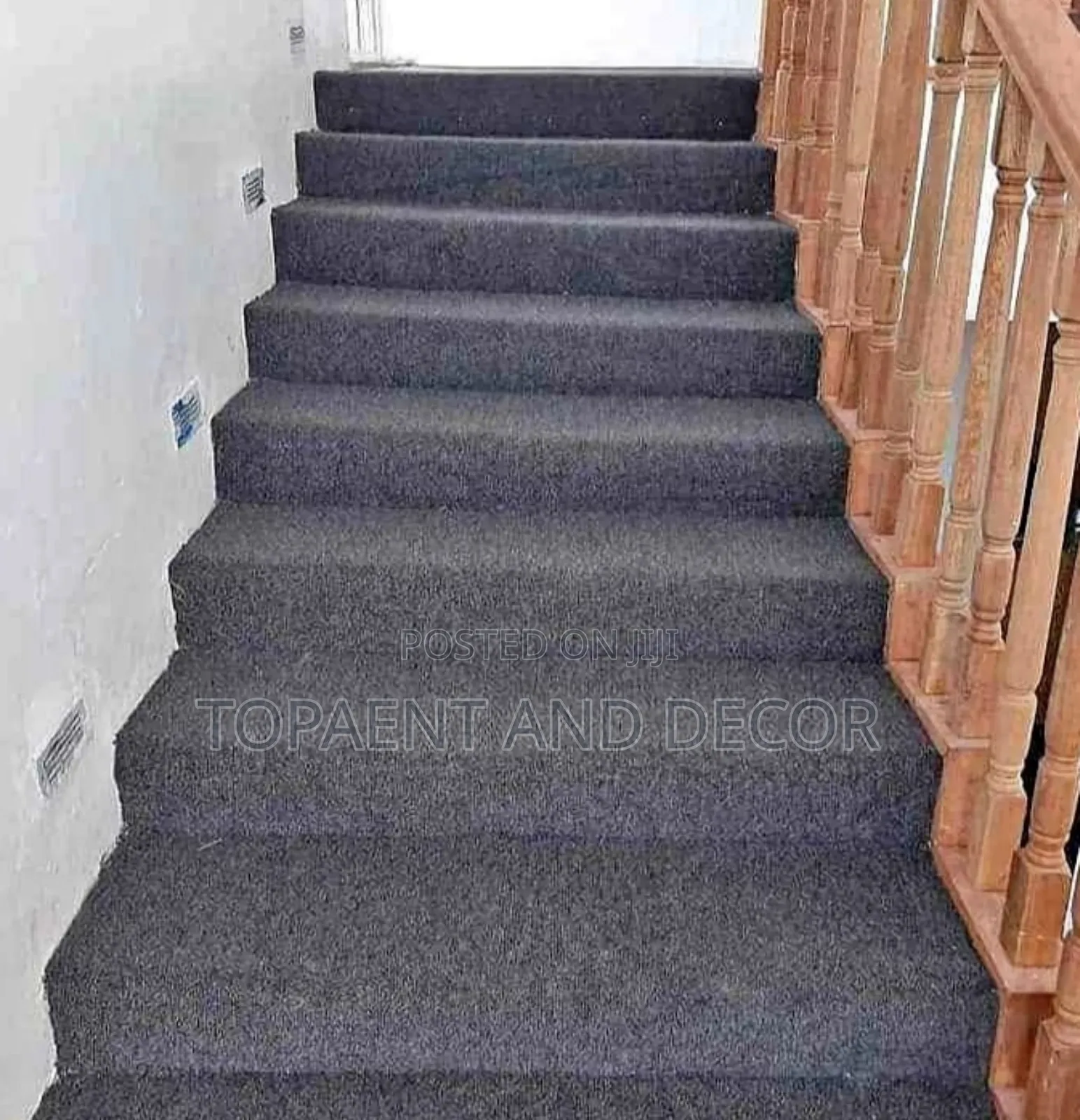 Elegant Staircase Wall to Wall Flooring Carpet