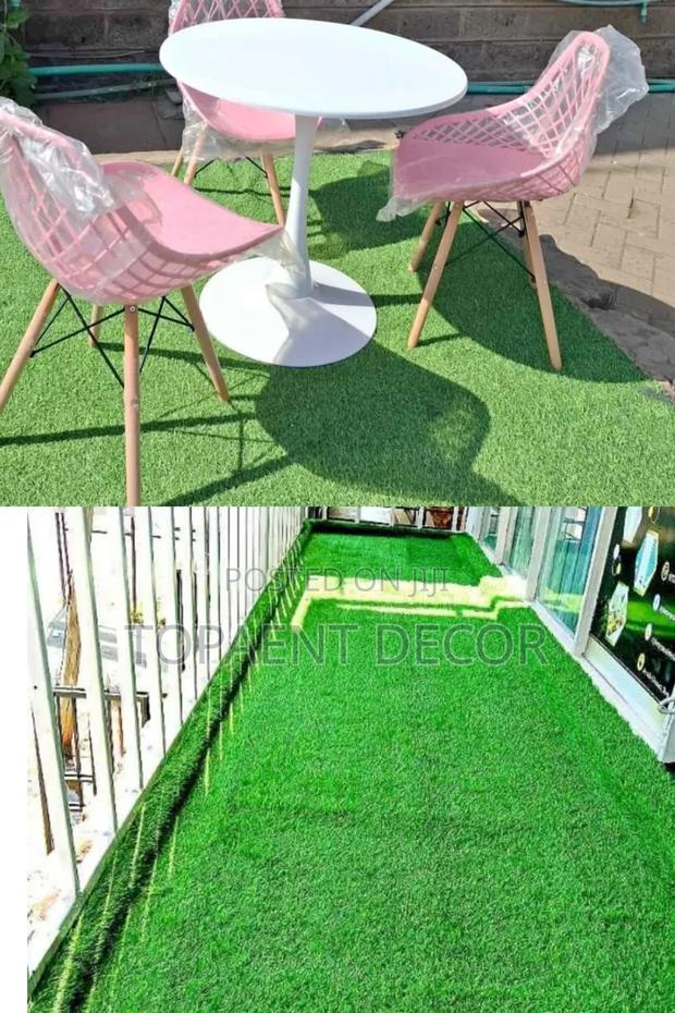 15mm Green Luxury Underfoot Artificial Grass Carpet - main view