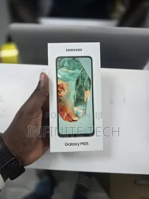 New Samsung Galaxy M05 64 GB Black