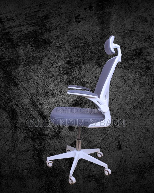 White Ergonomic Office Chair (Heavy-Duty) — Moving Fast - thumbnail 2