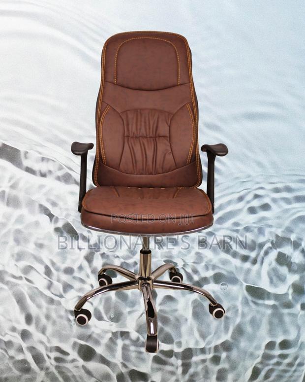 Pro-Grade Ergonomic Executive Leather Chair | Adjustable Height - thumbnail 3