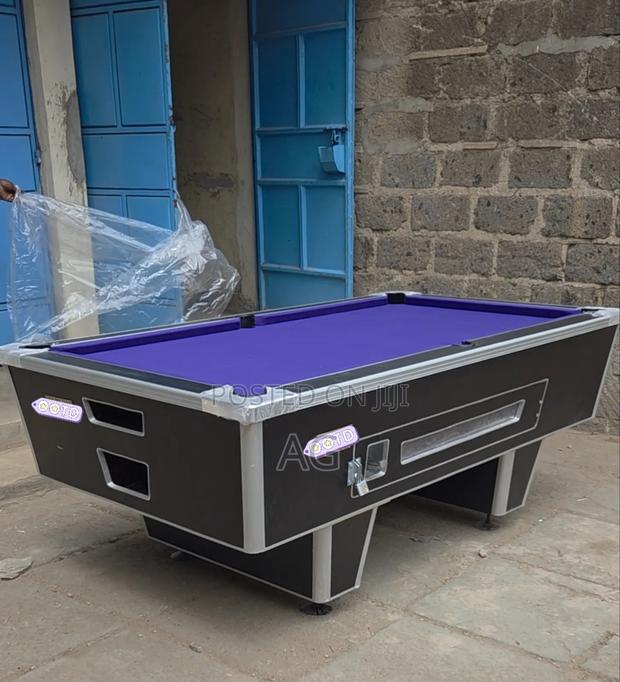 Pool Table for Party Goers , Marble Top Navy Blue Pool Table Cloth