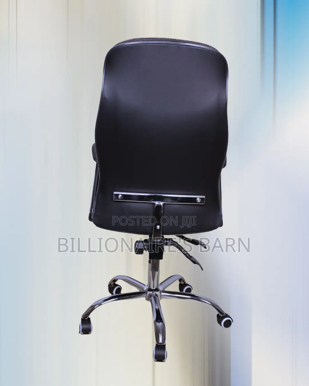 Executive Leather Office Chair (Best-Seller) — Limited Stock