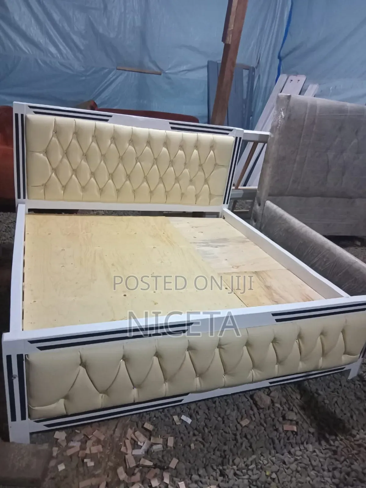 6by6 Chester Mocket
