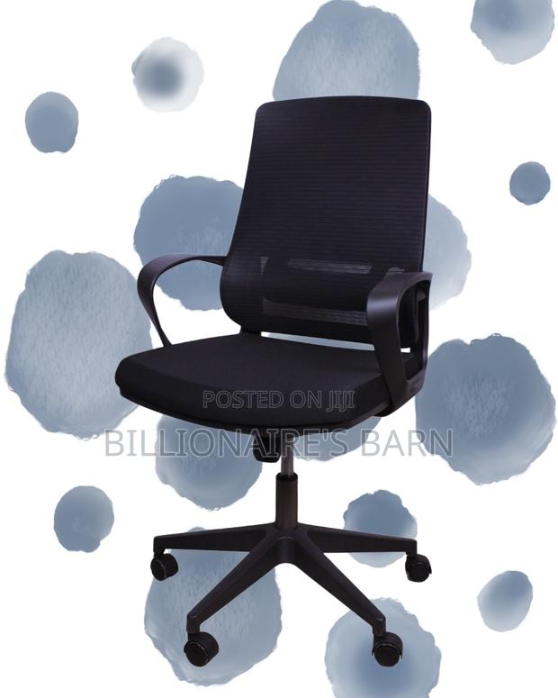 Black Ergonomic Mesh Office Chair | Quiet-Roll Swivel Base - thumbnail 4