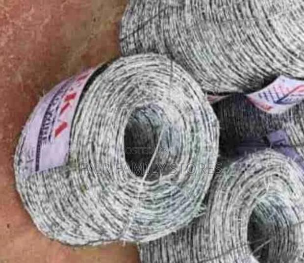 Barbed Wire 610 Meters - thumbnail 3