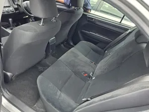 Toyota Axio 2018 Silver