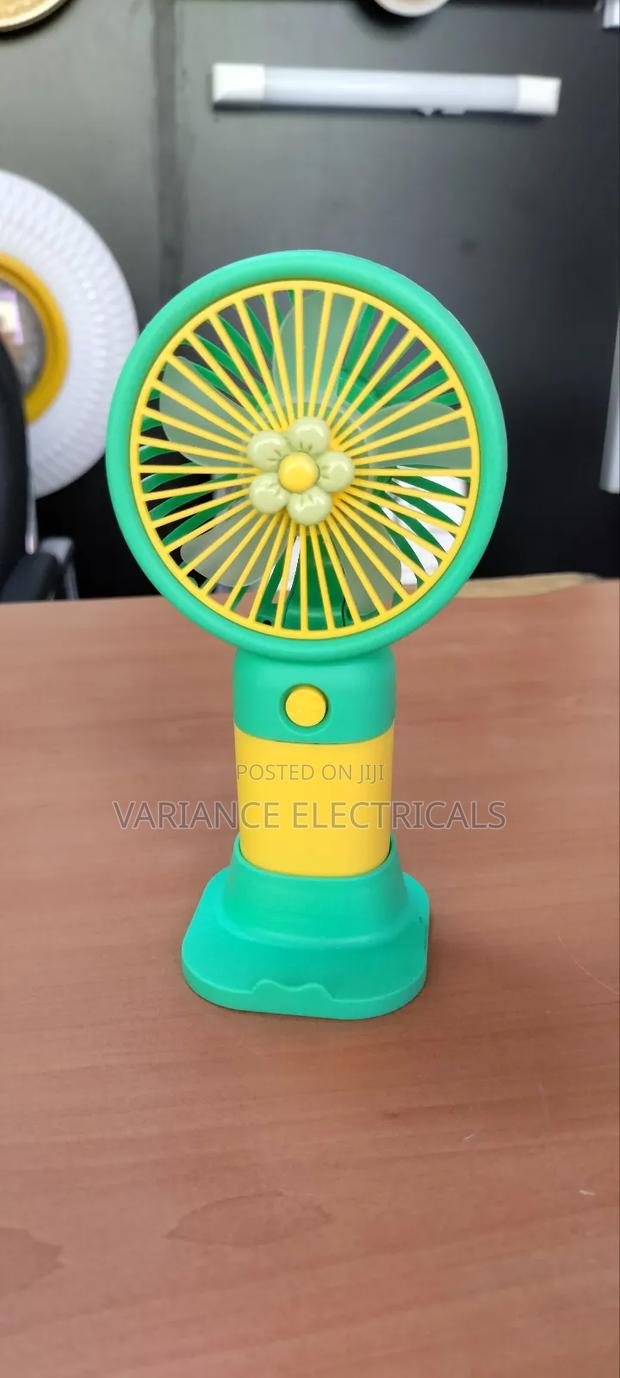 Mini Hand Fans - thumbnail 3