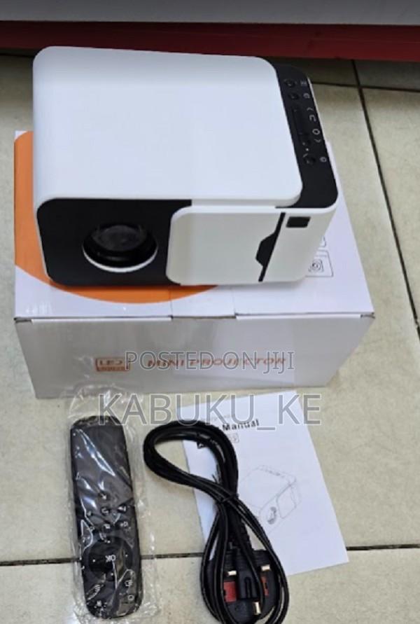 T5 Smart Android Mini Projector - thumbnail 3