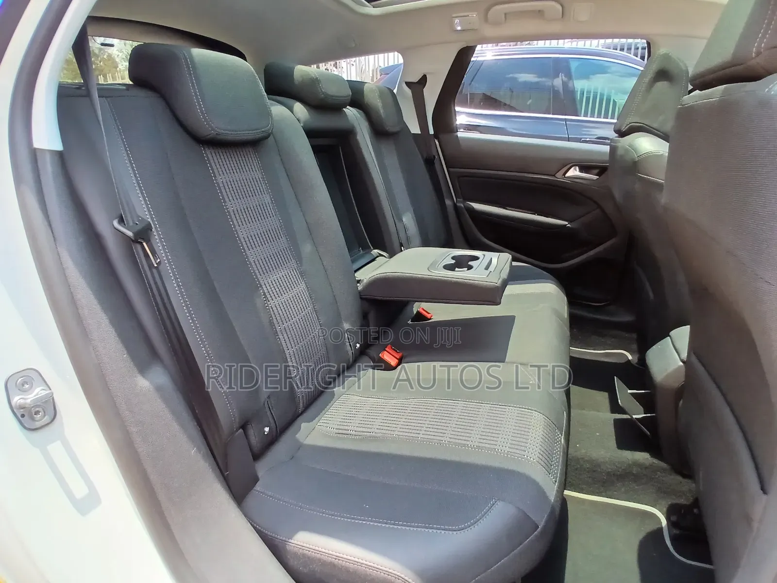 Peugeot 308 2018 White