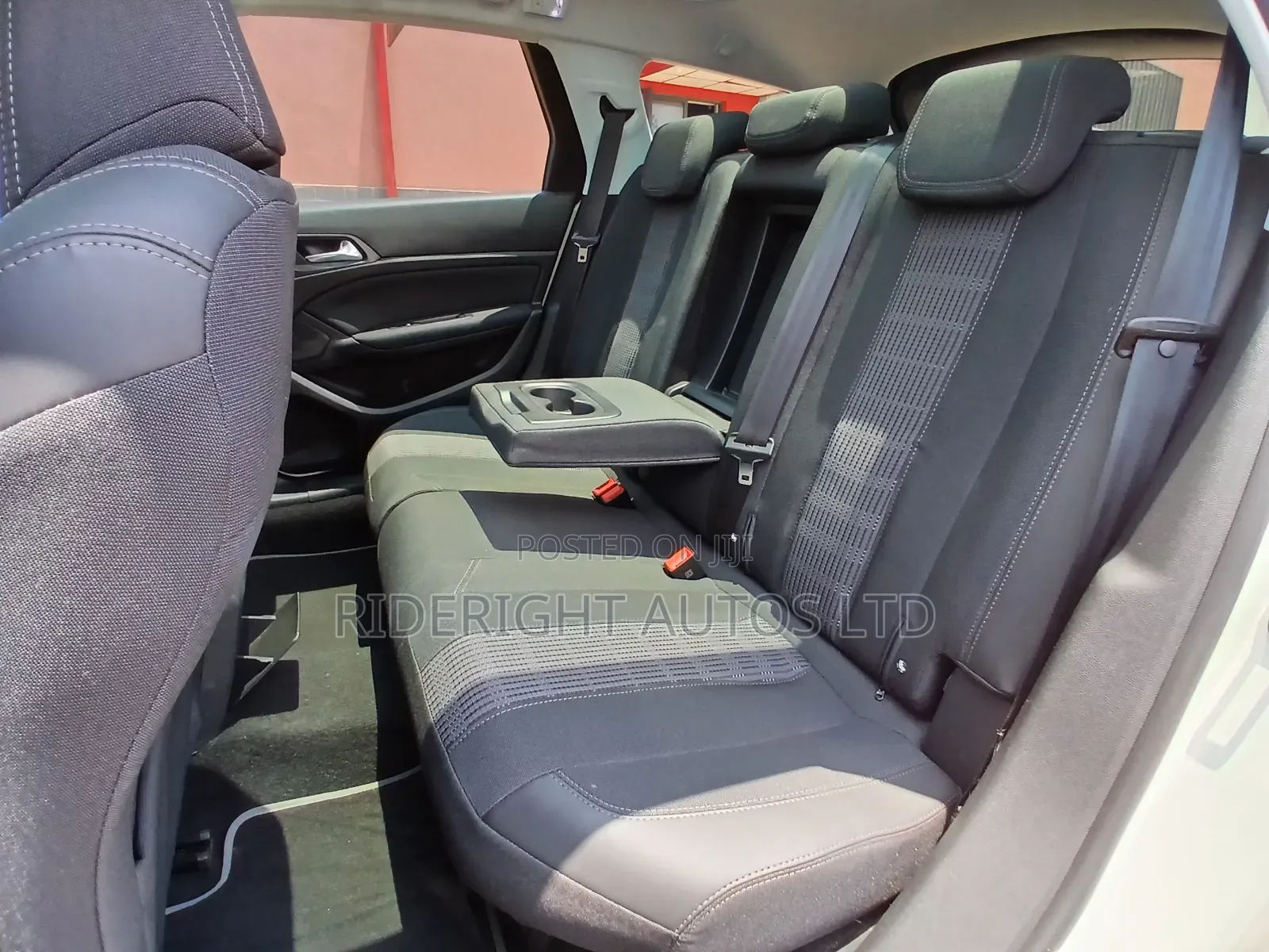 Peugeot 308 2018 White