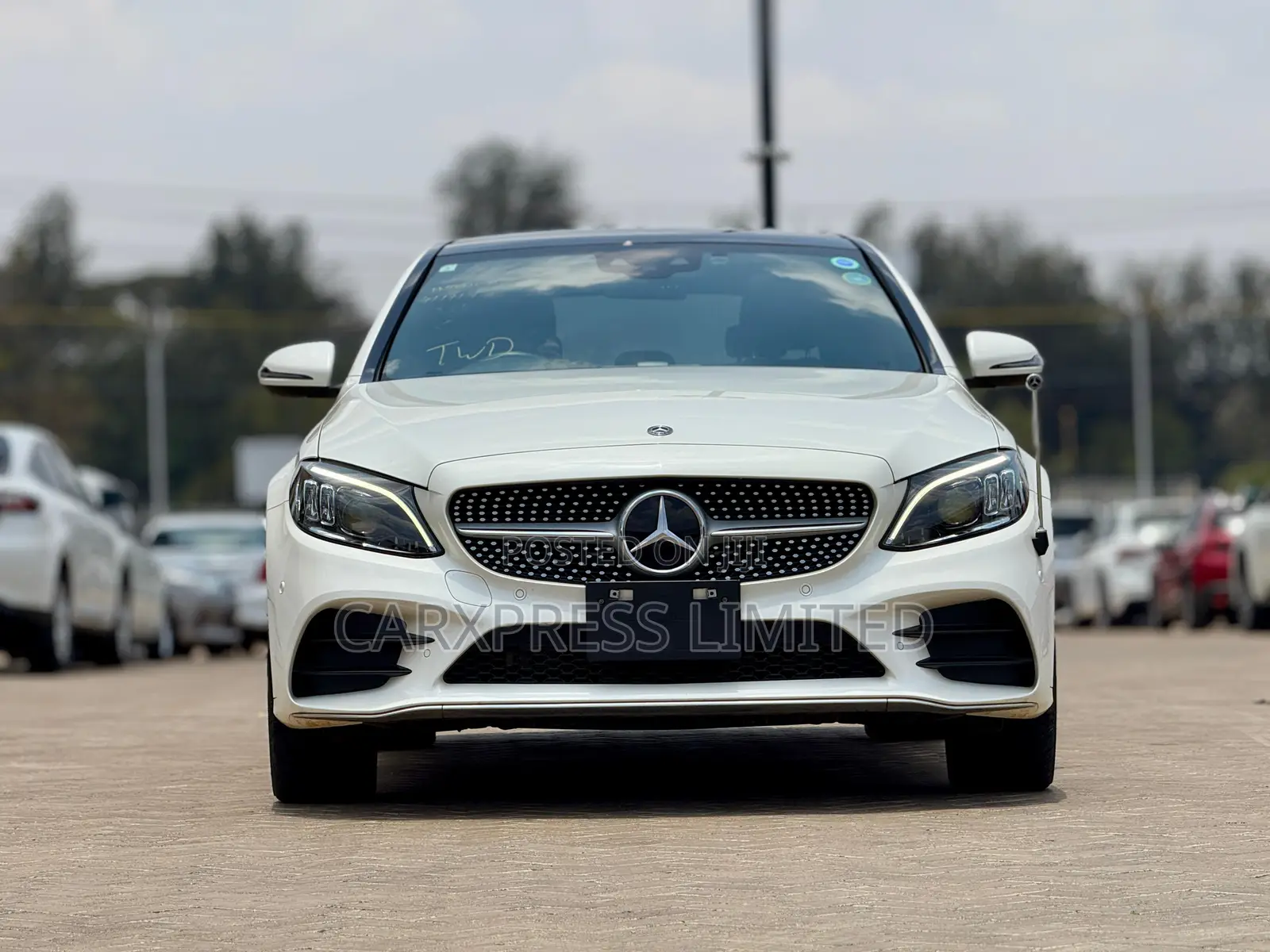 Mercedes-Benz C200 2019 White