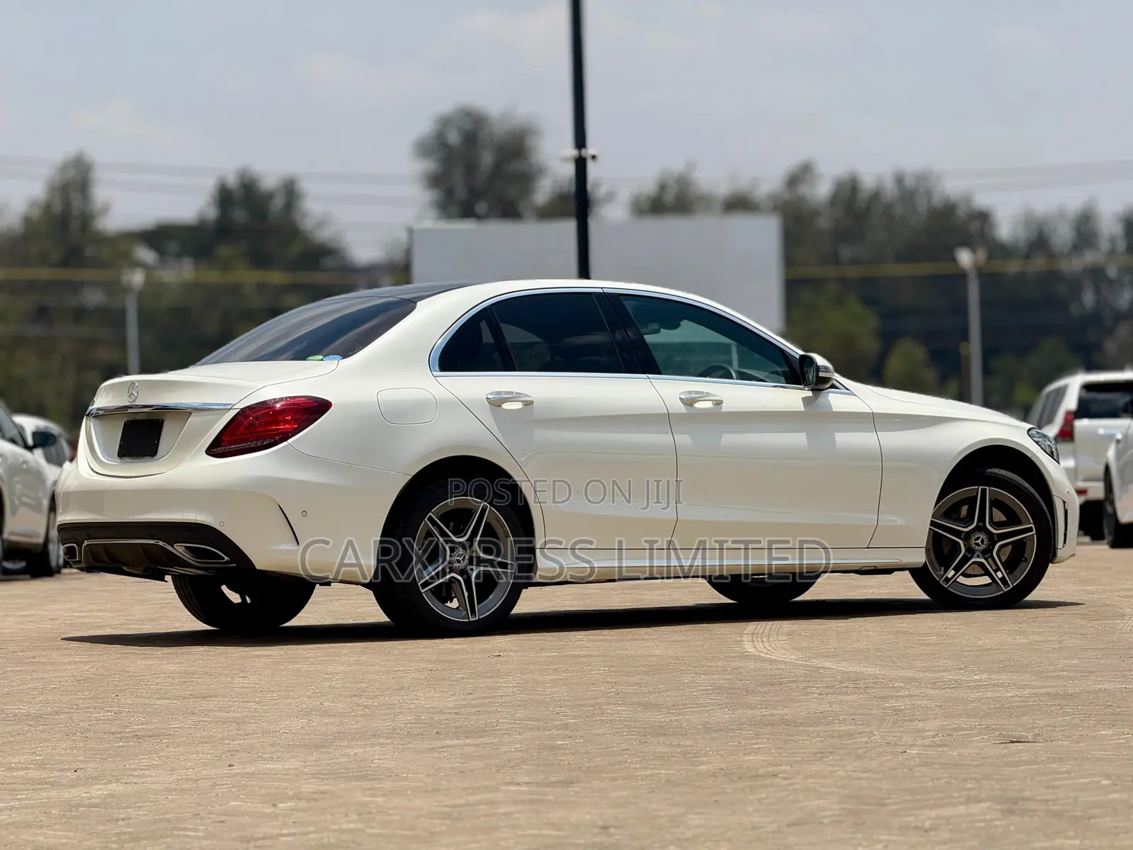 Mercedes-Benz C200 2019 White
