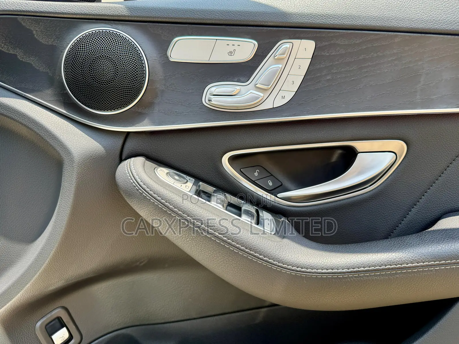 Mercedes-Benz C200 2019 White