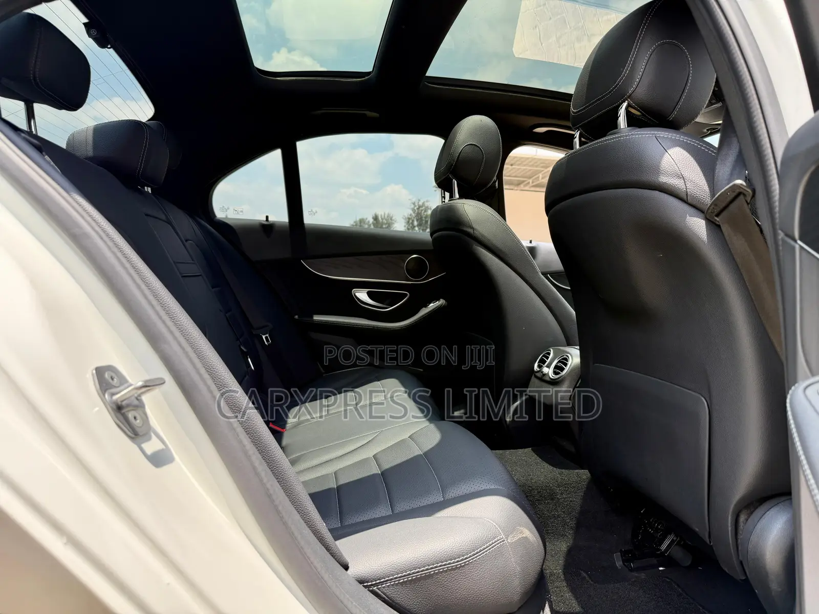 Mercedes-Benz C200 2019 White