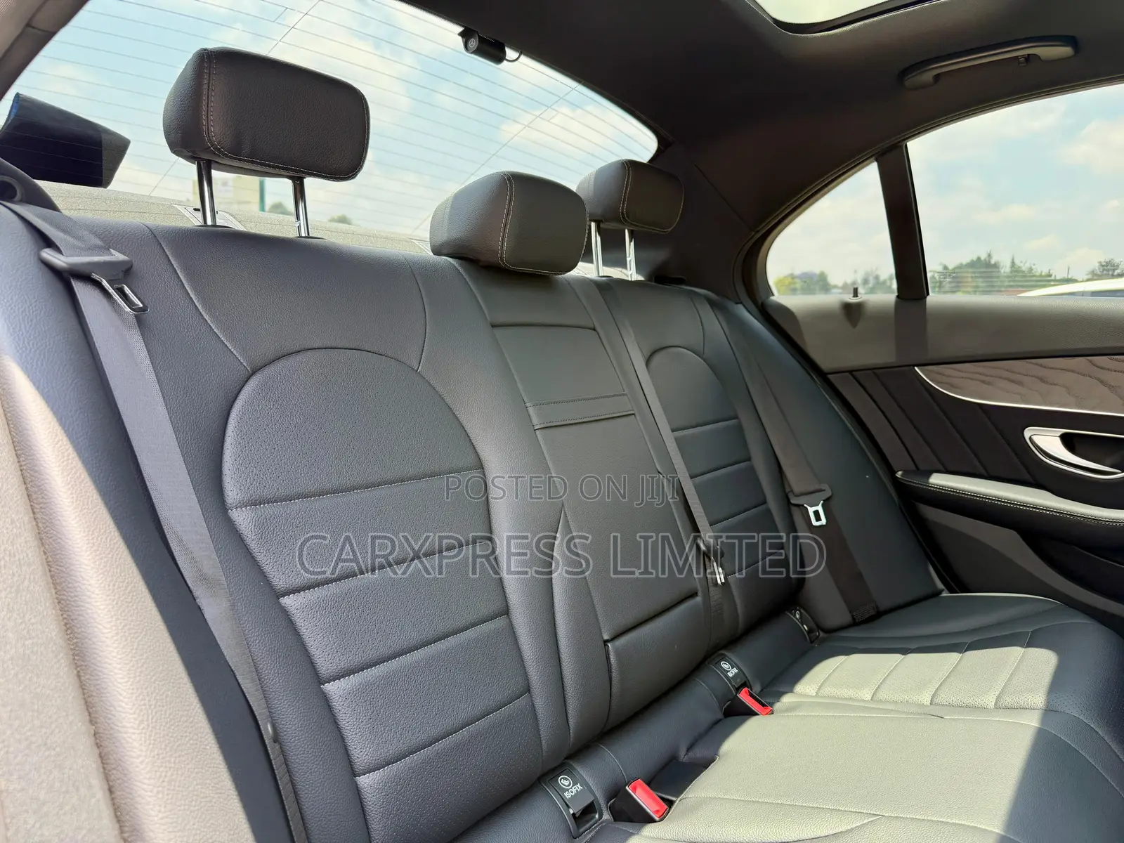Mercedes-Benz C200 2019 White