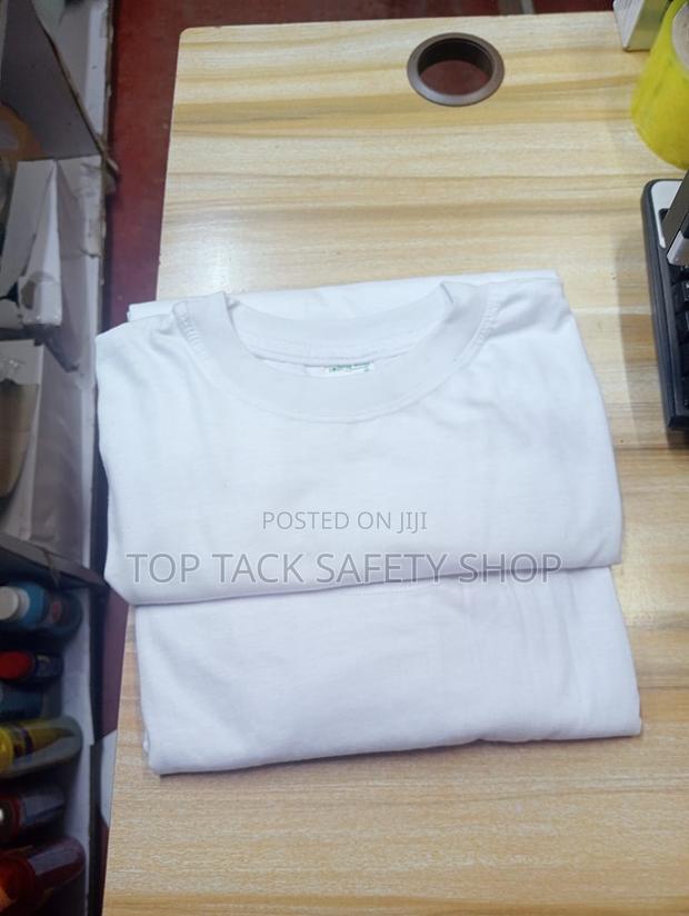 Adult White Round Neck Tshirts