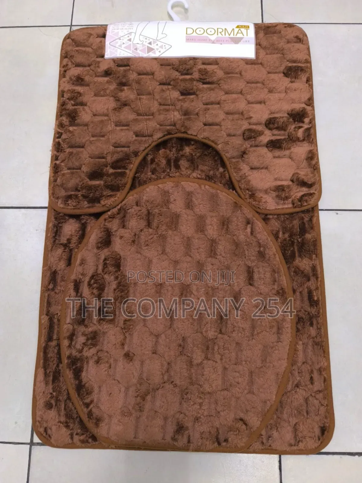 New Stock!!
3 PCS Toilet Sets Mats
Absorbent