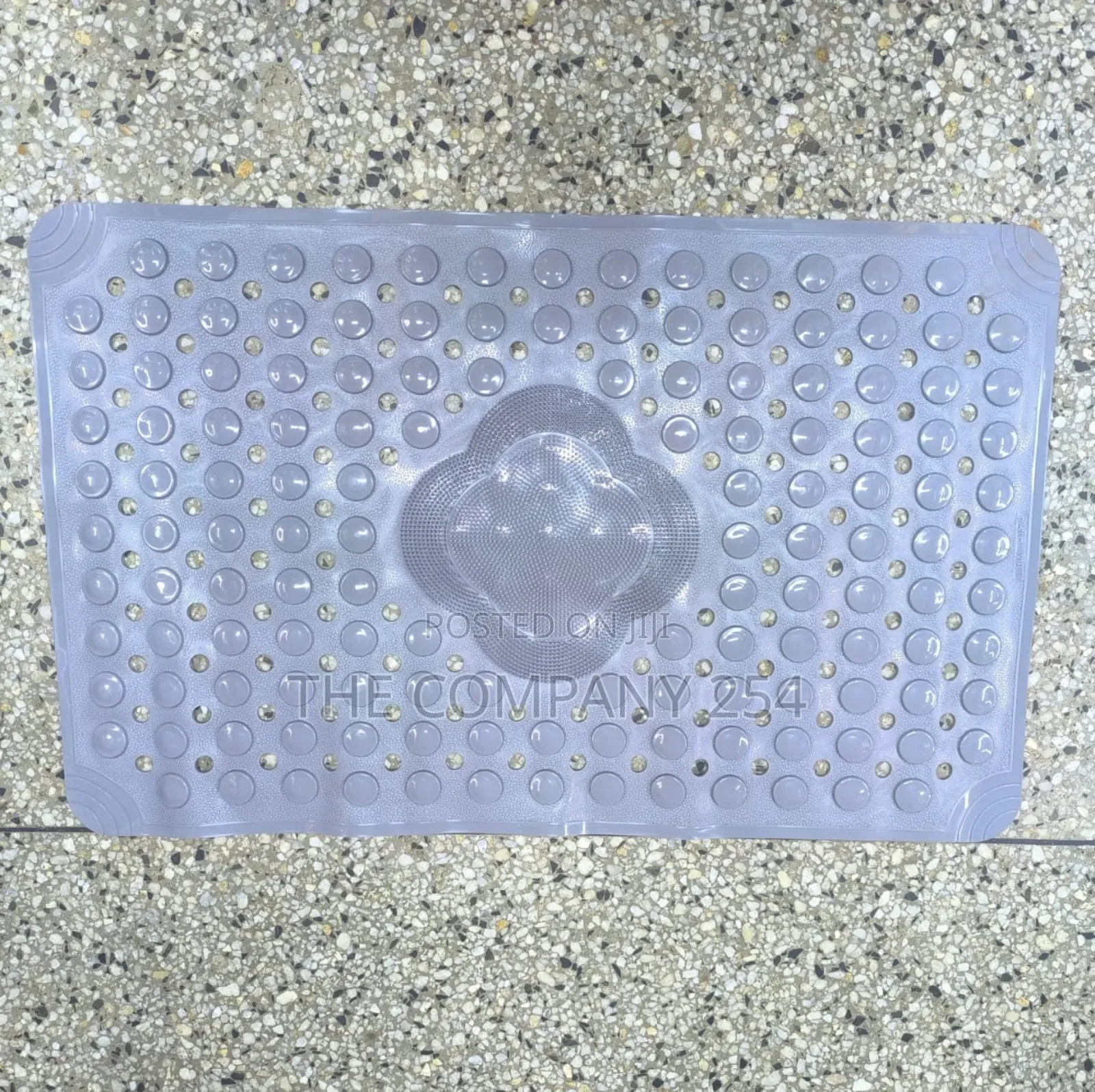  Bathroom Anti Slip Mat 
Size 40*70 Cm