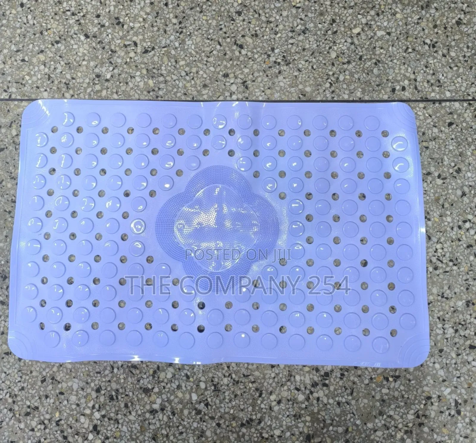  Bathroom Anti Slip Mat 
Size 40*70 Cm