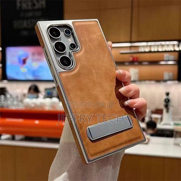 Stashic Premium Leather Case for Samsung Galaxy S24 Ultra - main view