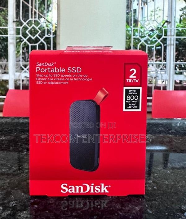 Sandisk 2tb E30 Portable SSD // Sandisk E30 2tb - main view