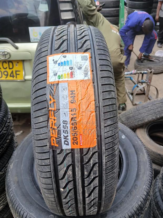 Dk /Perfly 205/65r15