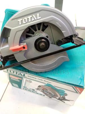 Total Tools Circular Saw 1400w – Clean Cuts - thumbnail 2