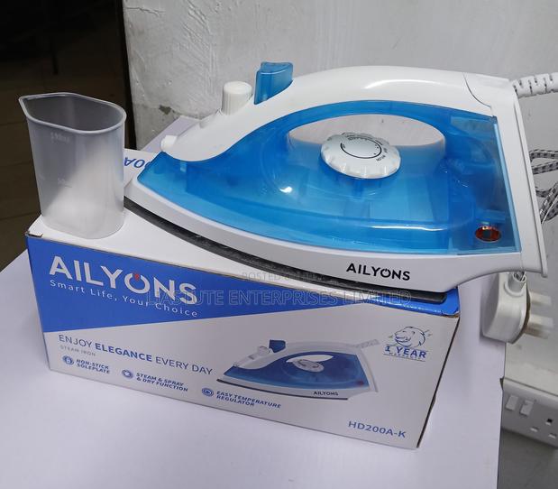 Ailyons Hd200a-K Steam Iron With Non-Stick Soleplate Spray Function
