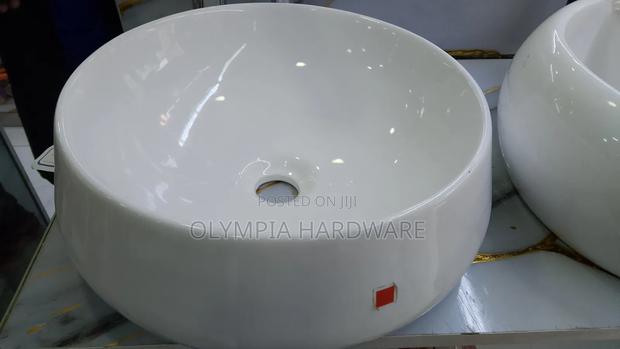 Circle (Counter Top) Hand Wash Basin