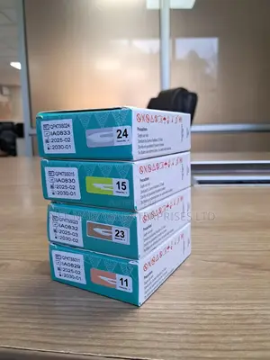 Stainless Steel Surgical Blades 100's (Sterile)