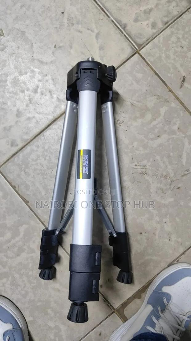 Royce Heavy Duty Tripod Stand - main view