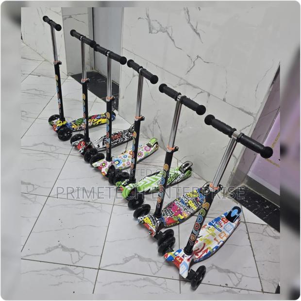 Super Scooters - main view