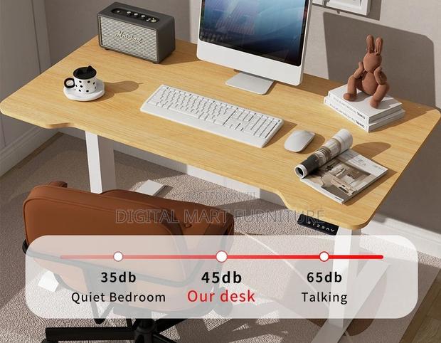 Office Desk: Stronger 60 Kg Carrier Luggage Office Desk