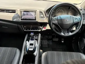 Honda Vezel 1.5 Hybrid 2WD 2018 Gray